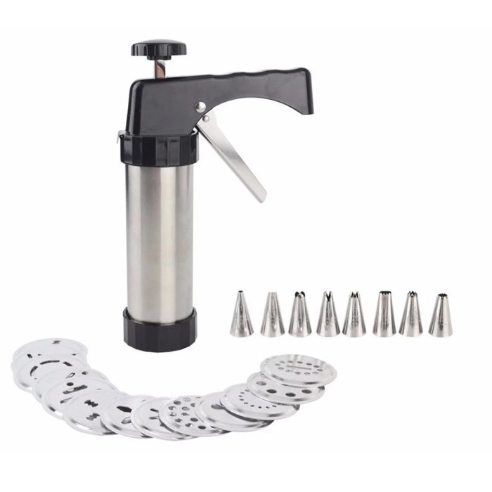 Cake decorating gun kit